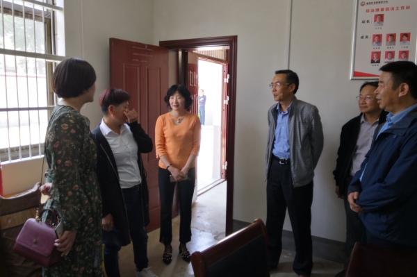 资助下乡行2.jpg 资助下乡行2.jpg